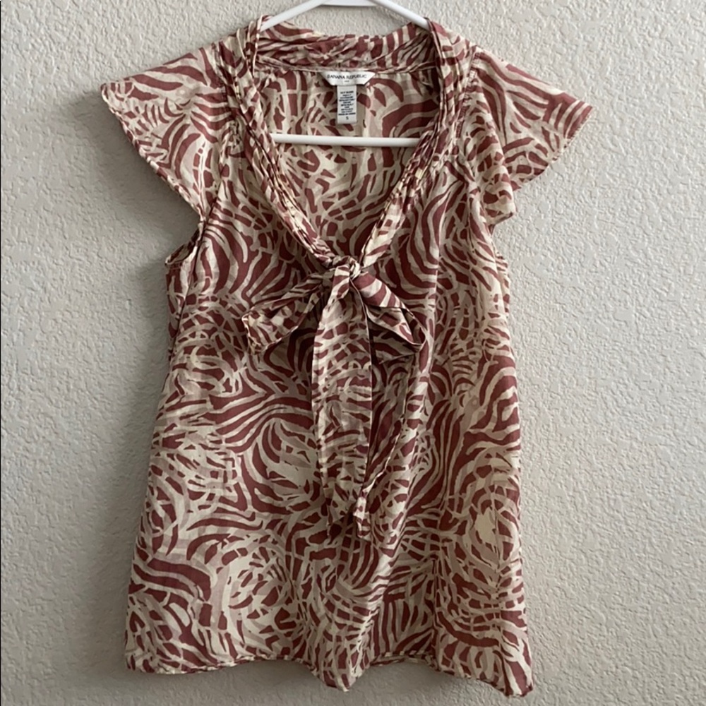 Mauve/ cream blouse. Small.